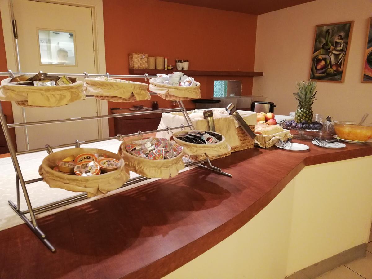 Hotel Ambient 3*